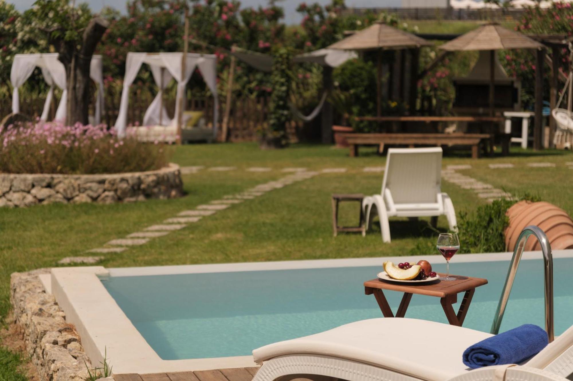 Margarita'S Luxury Suites Ájosz Sztéfanosz Kültér fotó