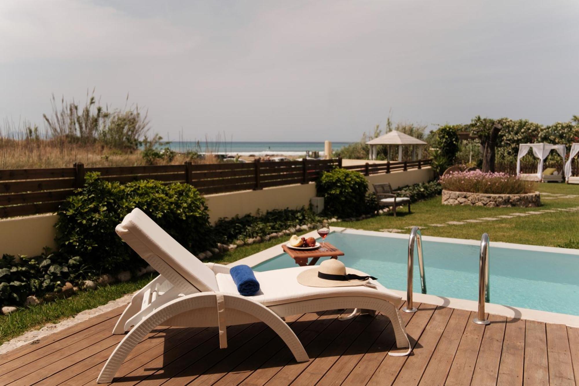 Margarita'S Luxury Suites Ájosz Sztéfanosz Kültér fotó